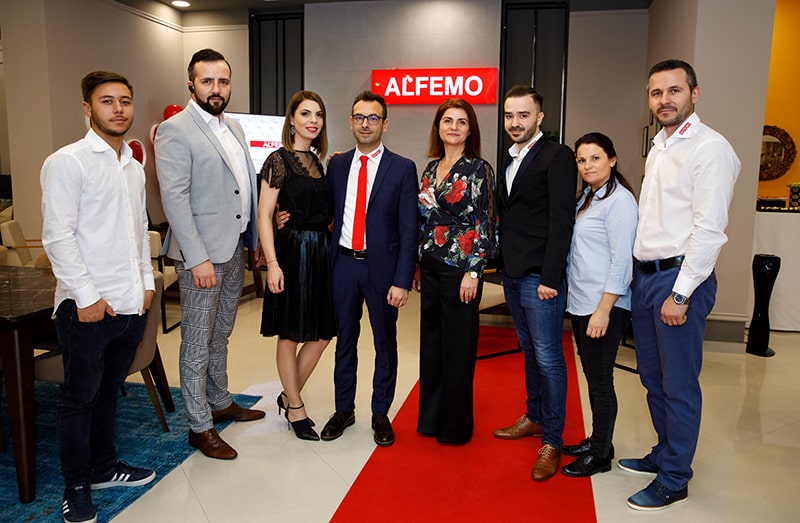 Echipa-Alfemo-Romania-showroom-mobilier