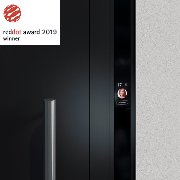 castigator-red-dot-design-award-2019-schuco-dcs-smart-touch
