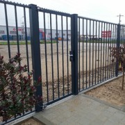 Gard de fatada model Heracles Heras pentru aplicatii comerciale