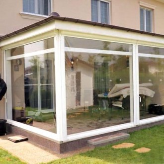 Rulou transparent cu ghidaje